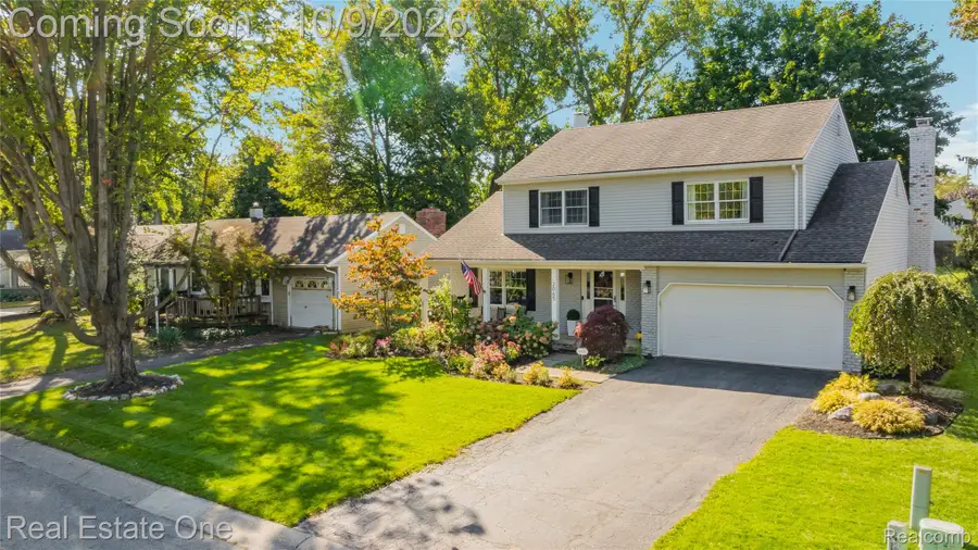2065 Teaneck Circle, Wixom, MI 48393 - #3
