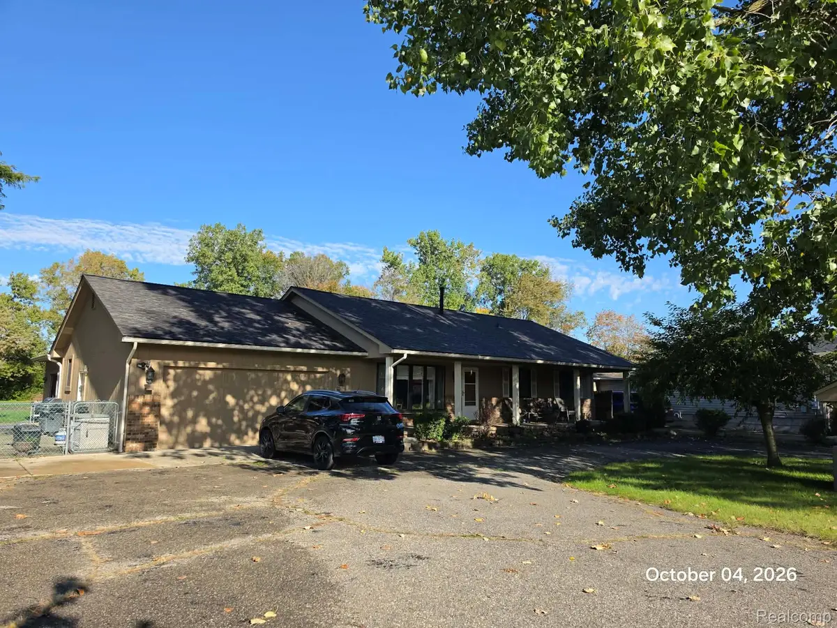 34781 Union Lake Road, Clinton Township, MI 48035 - #1