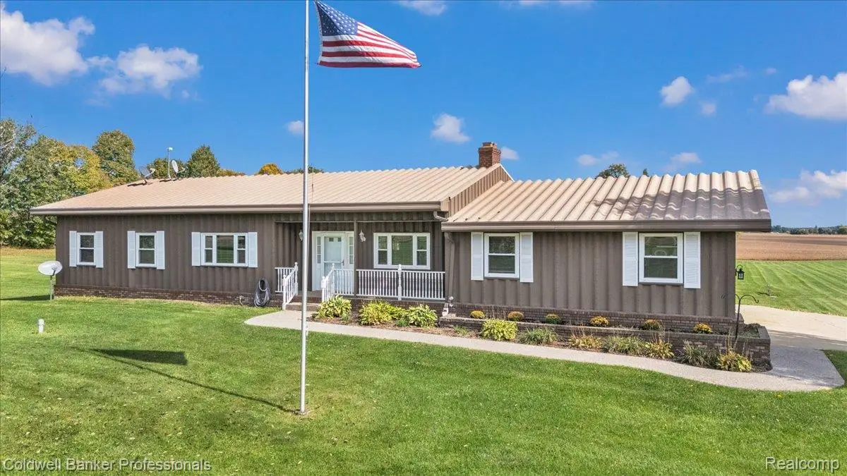 2110 N Blacks Corners Road, Goodland, MI 48444 - #1