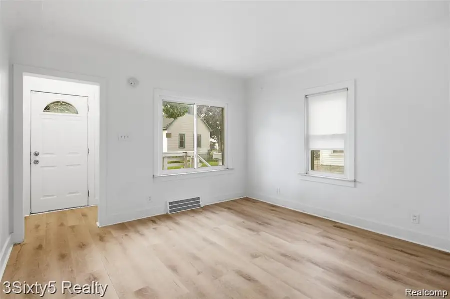 147 Charles Street, River Rouge, MI 48218 - #3