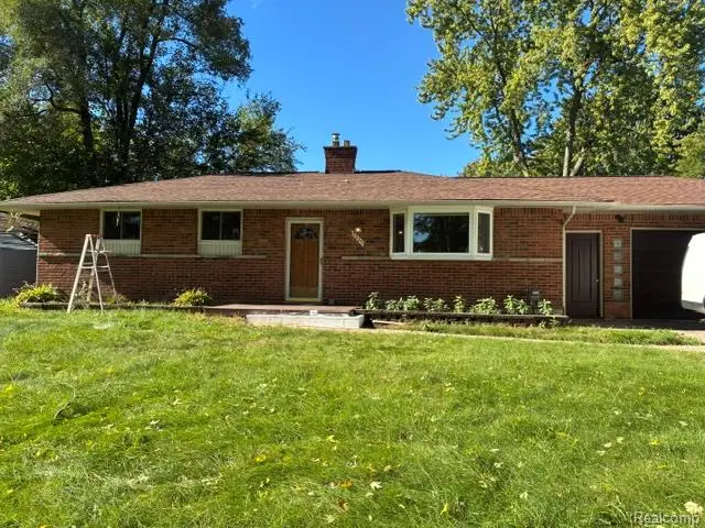 3825 Breaker, Waterford, MI 48329 - #1