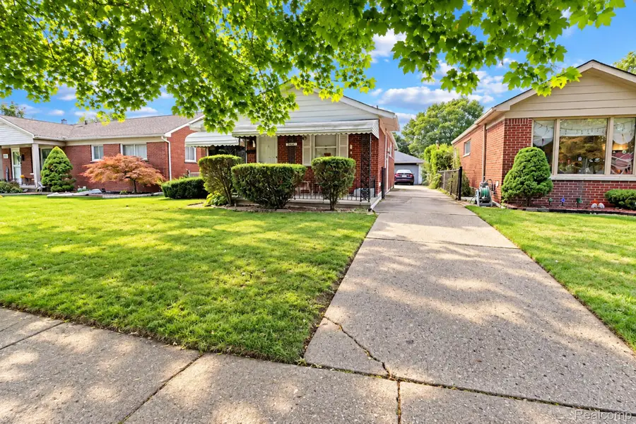 7660 Shenandoah Avenue, Allen Park, MI 48101 - #3