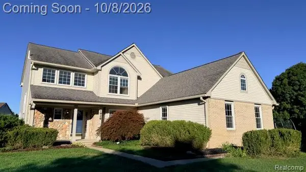 1929 Palmer Drive, Wixom, MI 48393