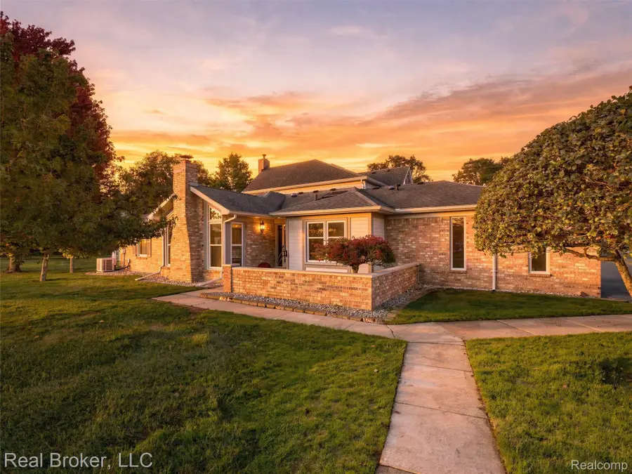 14745 Mystic Court, Shelby, MI 48315 - #2