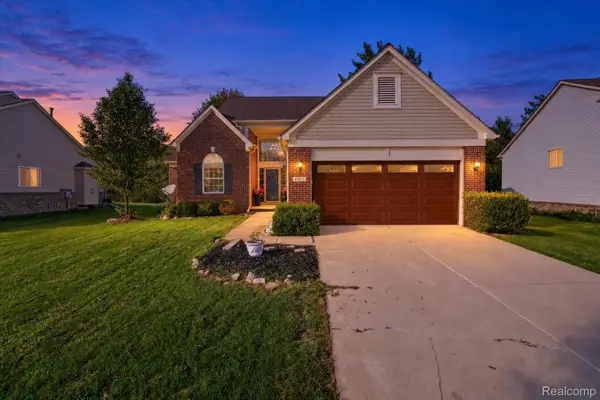 43072 Bradley Drive, Belleville, MI 48111
