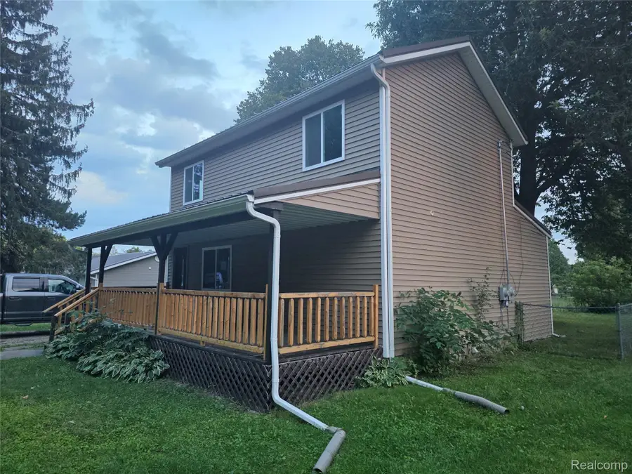 11 Clark Street, Yale, MI 48097 - #3