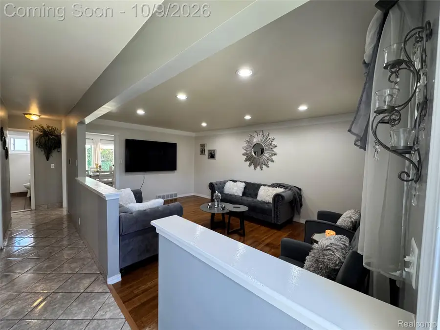 31520 Tecla Drive, Warren, MI 48088 - #3