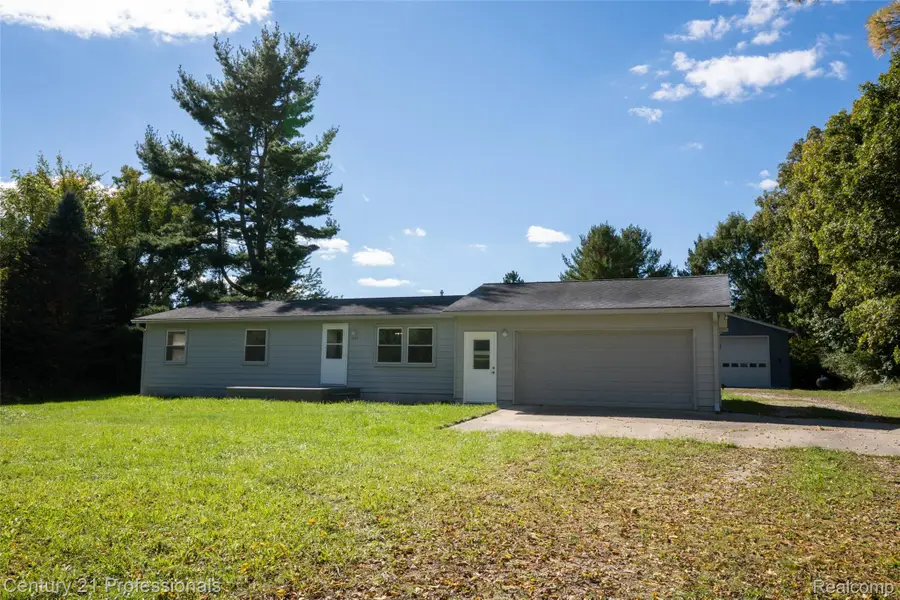 7830 Ernst Road, Manchester, MI 48158 - #2