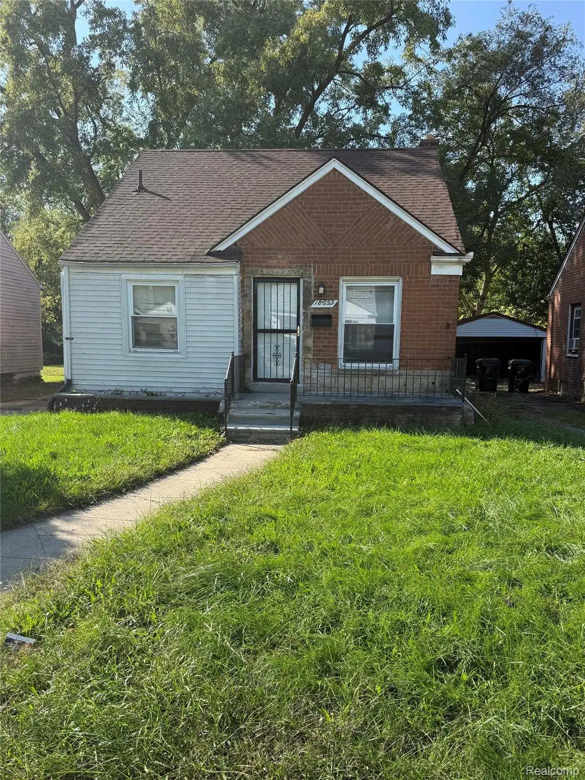 18659 Shaftsbury Avenue, Detroit, MI 48219 - #1