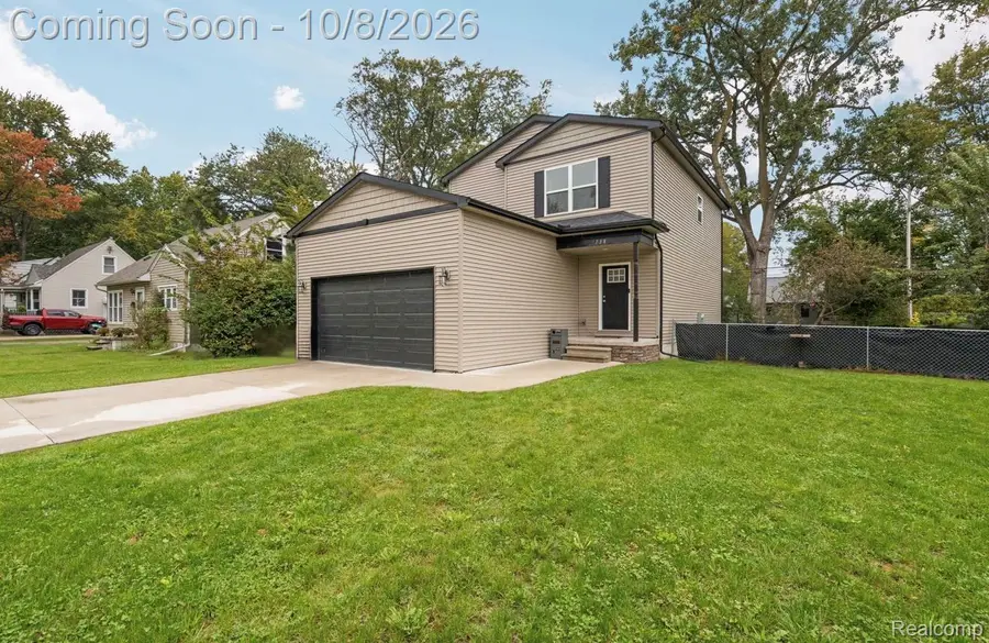 31738 Pierce Street, Garden City, MI 48135 - #2