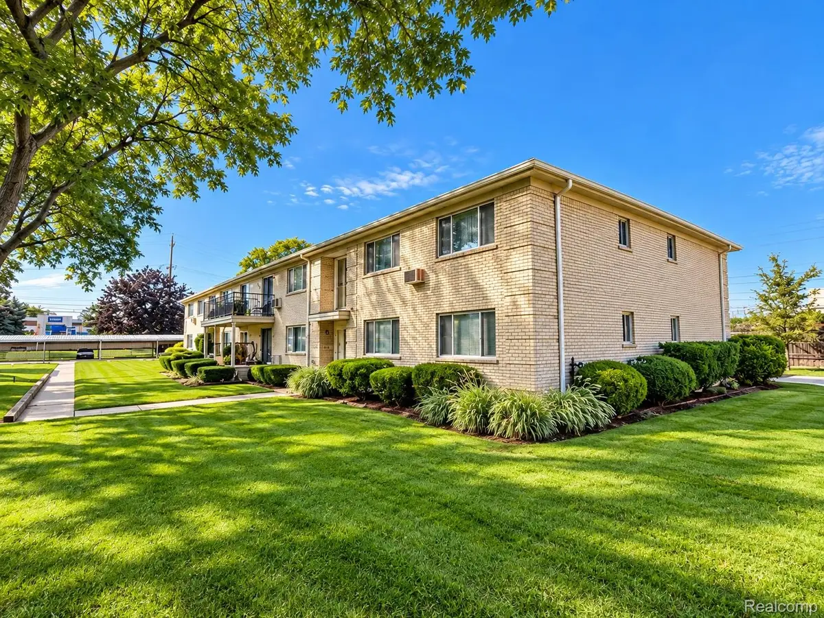 4113 Telegraph Road #216, Bloomfield, MI 48302 - #1