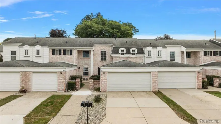 171 Manor Way #146, Rochester Hills, MI 48309 - #3