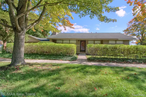 1823 Bradford Road, Birmingham, MI 48009