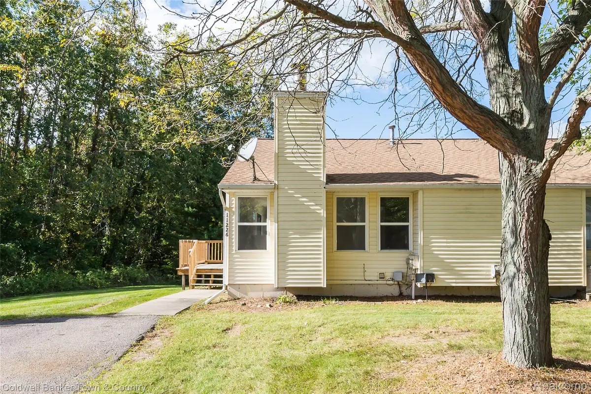 11224 Lake Forest Drive, Pinckney, MI 48169 - #1