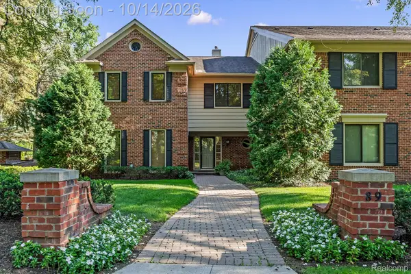 89 Barden Court, BloomfieldHills, MI 48304