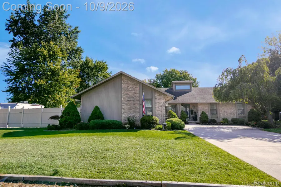 31780 Schoolcraft, Fraser, MI 48026 - #2