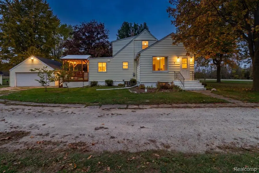 7469 Grand Blanc Road, Gaines, MI 48473 - #3