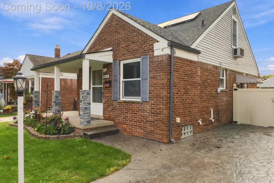 9864 Niver Avenue, Allen Park, MI 48101 - #3