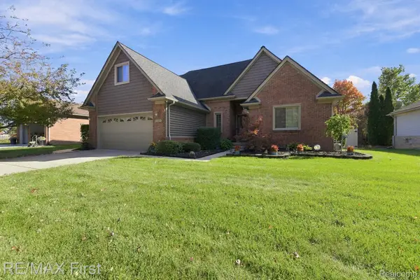 52669 Creekside Drive, Chesterfield, MI 48047