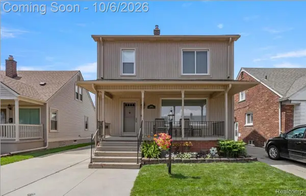 6839 Orchard Avenue, Dearborn, MI 48126