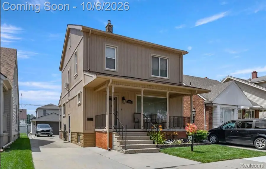 6839 Orchard Avenue, Dearborn, MI 48126 - #2