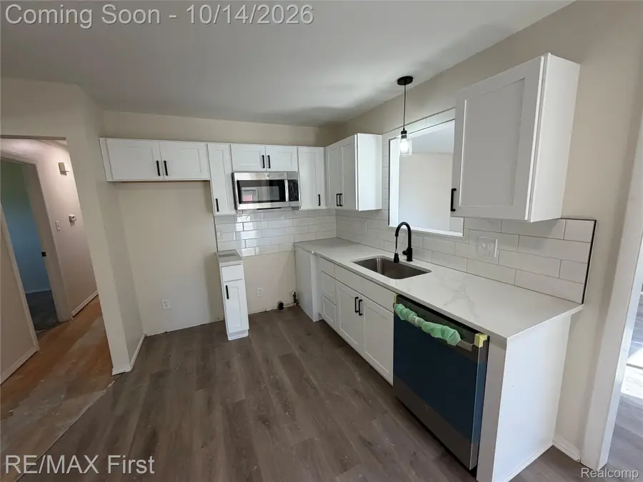 324 Van Sull Street, Westland, MI 48185 - #2