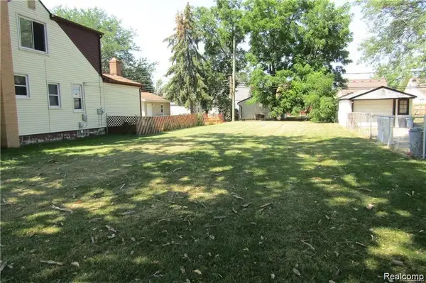 3630 Monroe Street, Dearborn, MI 48124