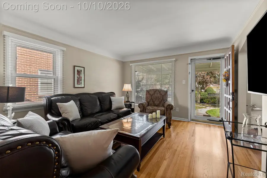 2037 N Lafayette Street, Dearborn, MI 48128 - #3