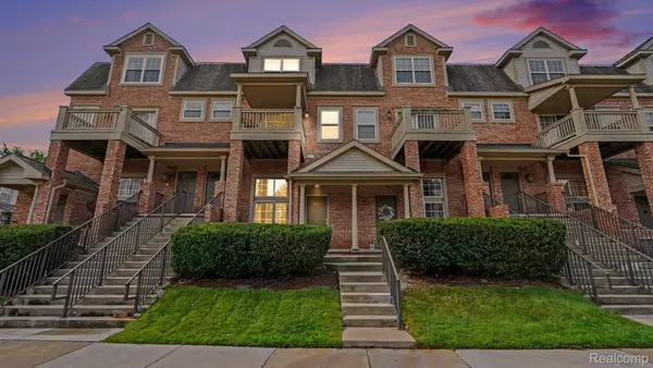 2854 Barclay Way, AnnArbor, MI 48105