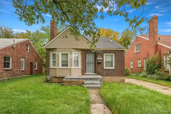 19586 Strasburg Street, Detroit, MI 48205