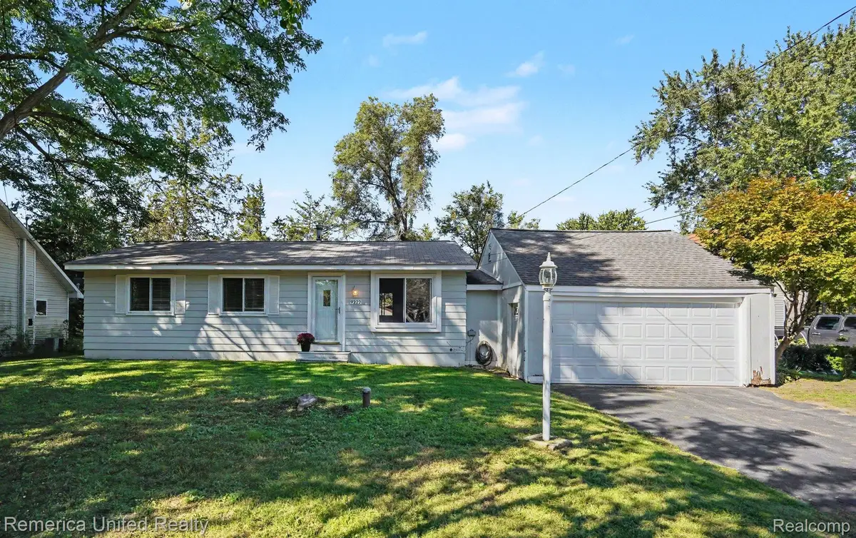 9222 Riverside Drive, Brighton, MI 48116 - #1