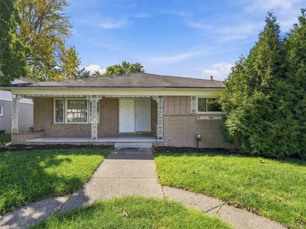 25685 Grand Concourse Street, Southfield, MI 48075