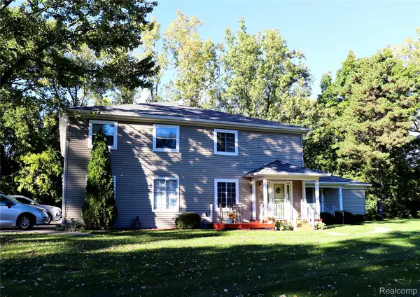 1112 Leisure Drive #1112, Flint, MI 48507