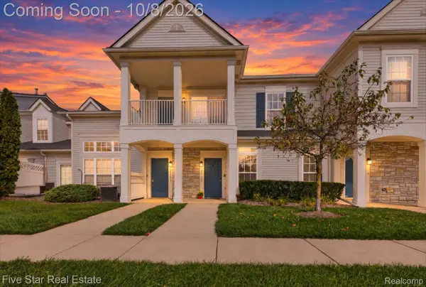 12109 Addington Drive #119, CommerceTwp, MI 48390