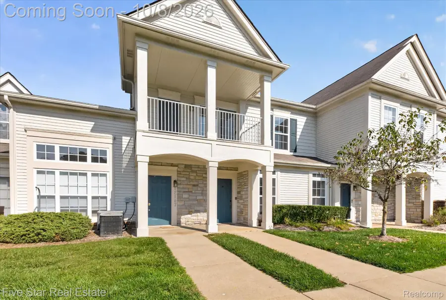 12109 Addington Drive #119, Commerce, MI 48390 - #2