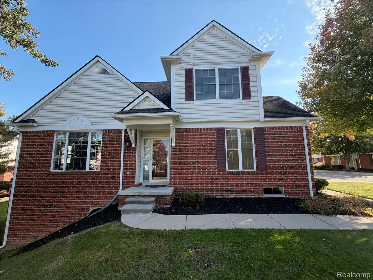 29274 Douglas Drive, Novi, MI 48377 - #1