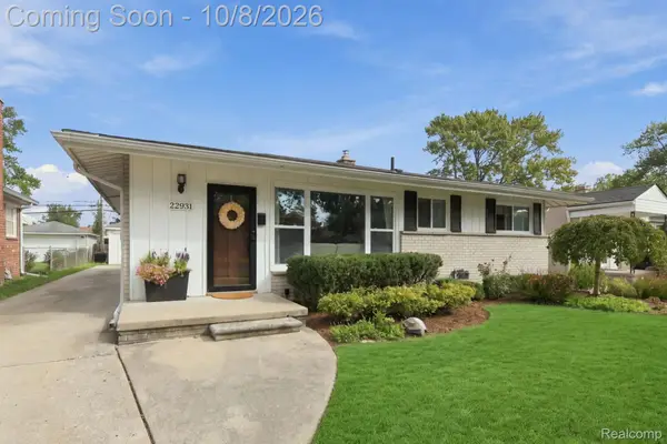 22931 Lingemann Street, StClairShores, MI 48080