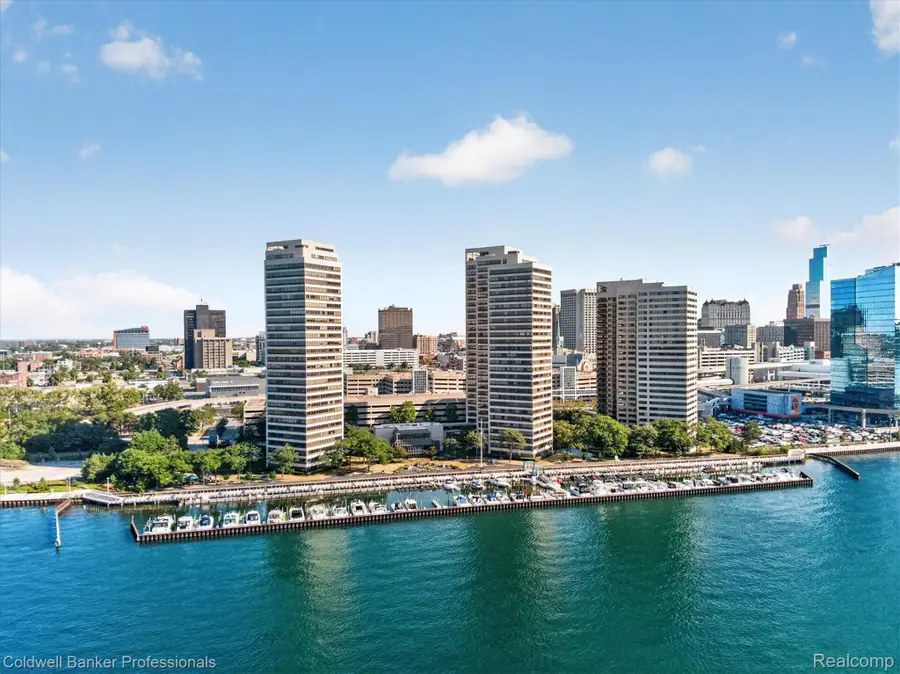 1001 W JEFFERSON Riverfront Drive #14-G, Detroit, MI 48226 - #2