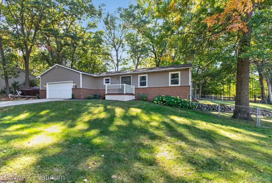 2822 Macomb Street, Pinckney, MI 48169 - #3