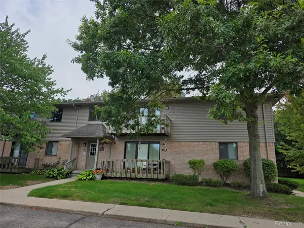 1164 Hillcrest Drive, Oxford, MI 48371