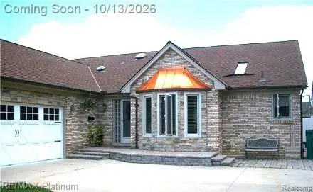 43940 Cadburry Drive, ClintonTwp, MI 48038