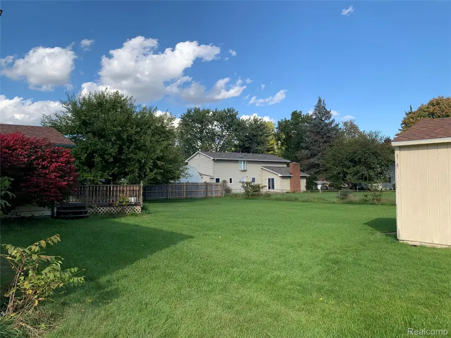 5224 N Mckinley Road, Flushing, MI 48433 - #3