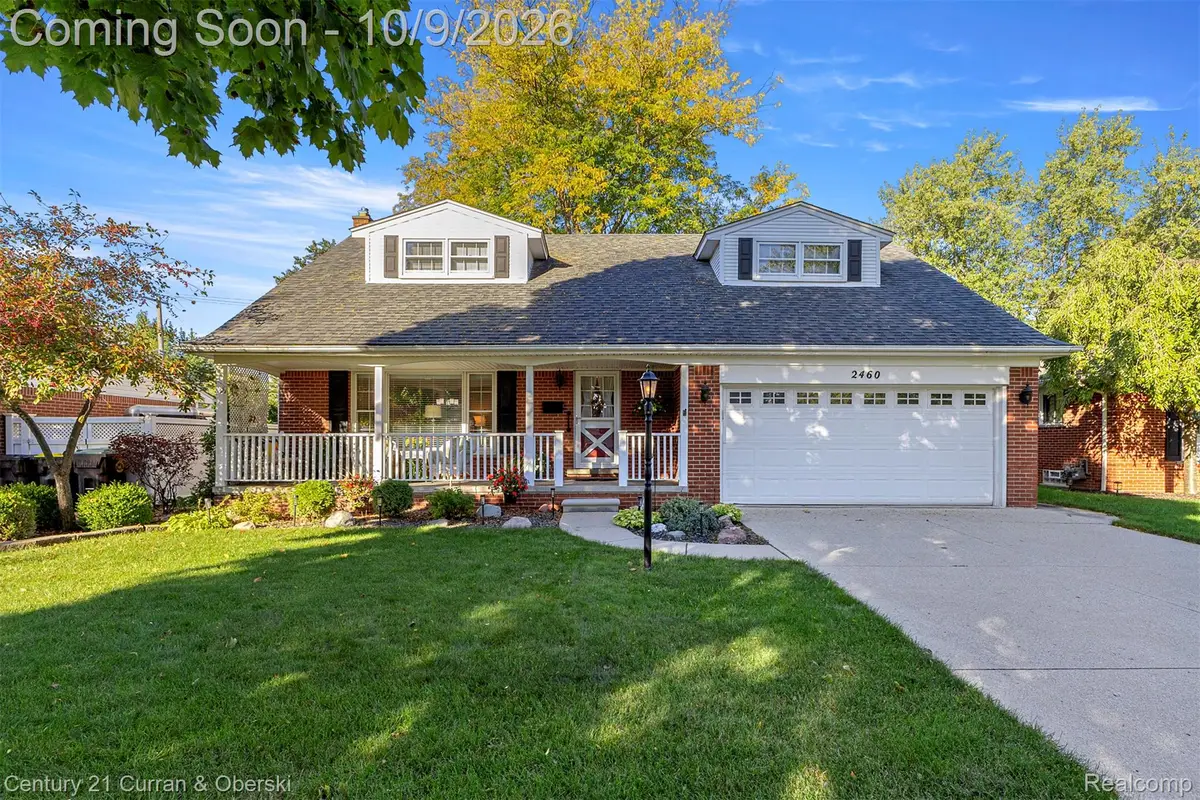 2460 Cambridge Street, Trenton, MI 48183 - #1