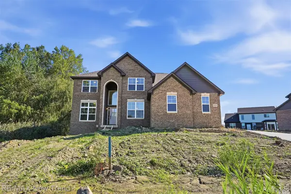 24488 Pembrooke Drive, SouthLyon, MI 48178