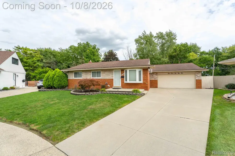 33552 Klein Circle, Fraser, MI 48026 - #2