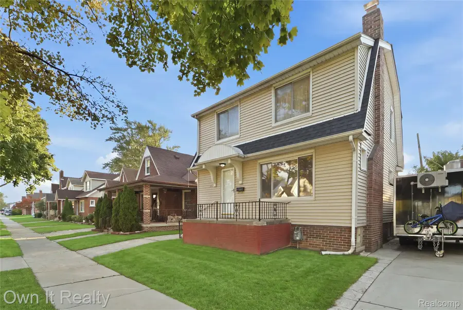7047 Barrie Street, Dearborn, MI 48126 - #2