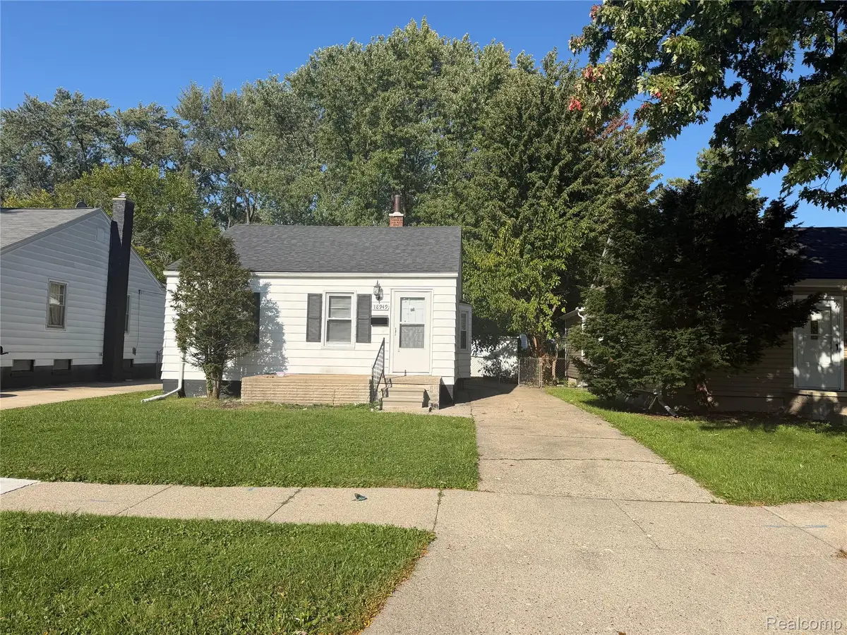 18949 Washtenaw Street, Harper Woods, MI 48225 - #1