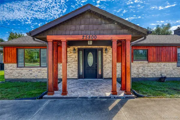 25800 N North River Road, HarrisonTownship, MI 48045