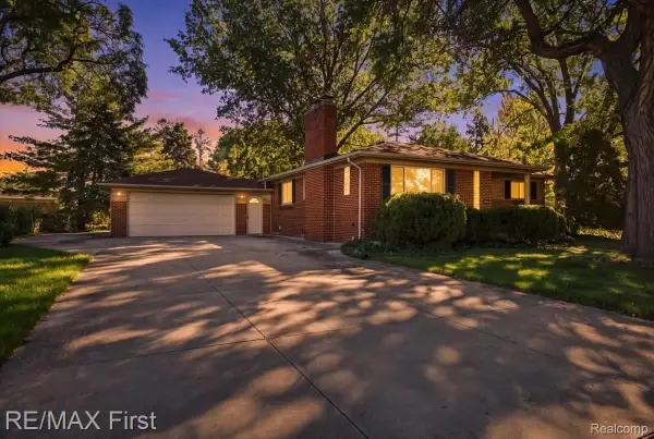 30640 Lorraine Avenue, Warren, MI 48093