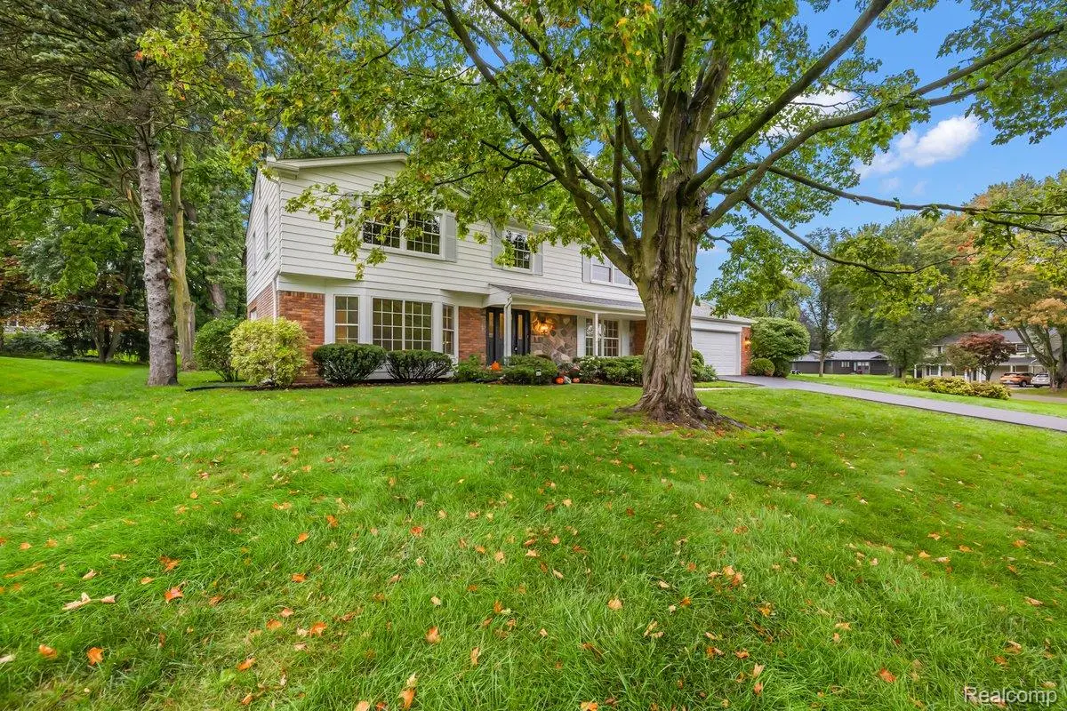 5600 Woodwind Drive, Bloomfield, MI 48301 - #1